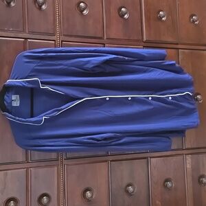 Recliner brand Women's Nightgown Size XXL. Like new! Very soft!